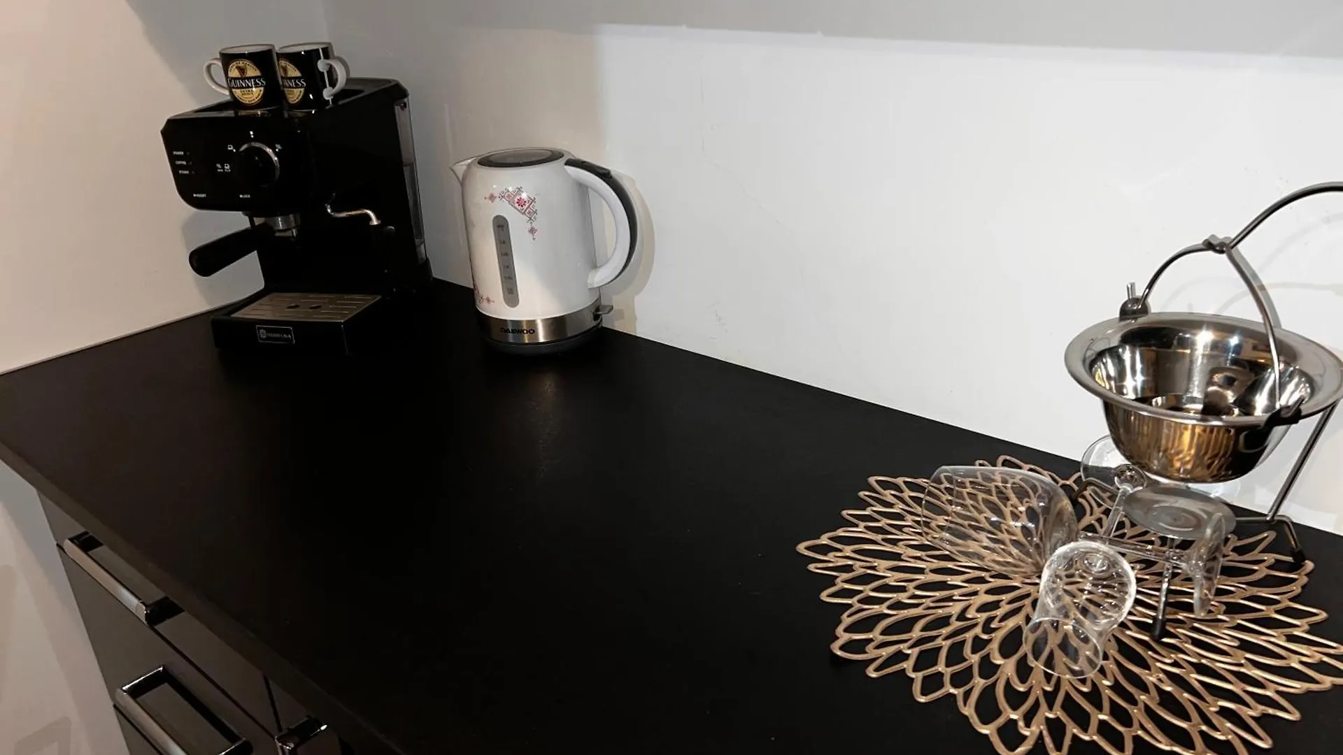 Apartment Heart Of Bucharest Erros Studio